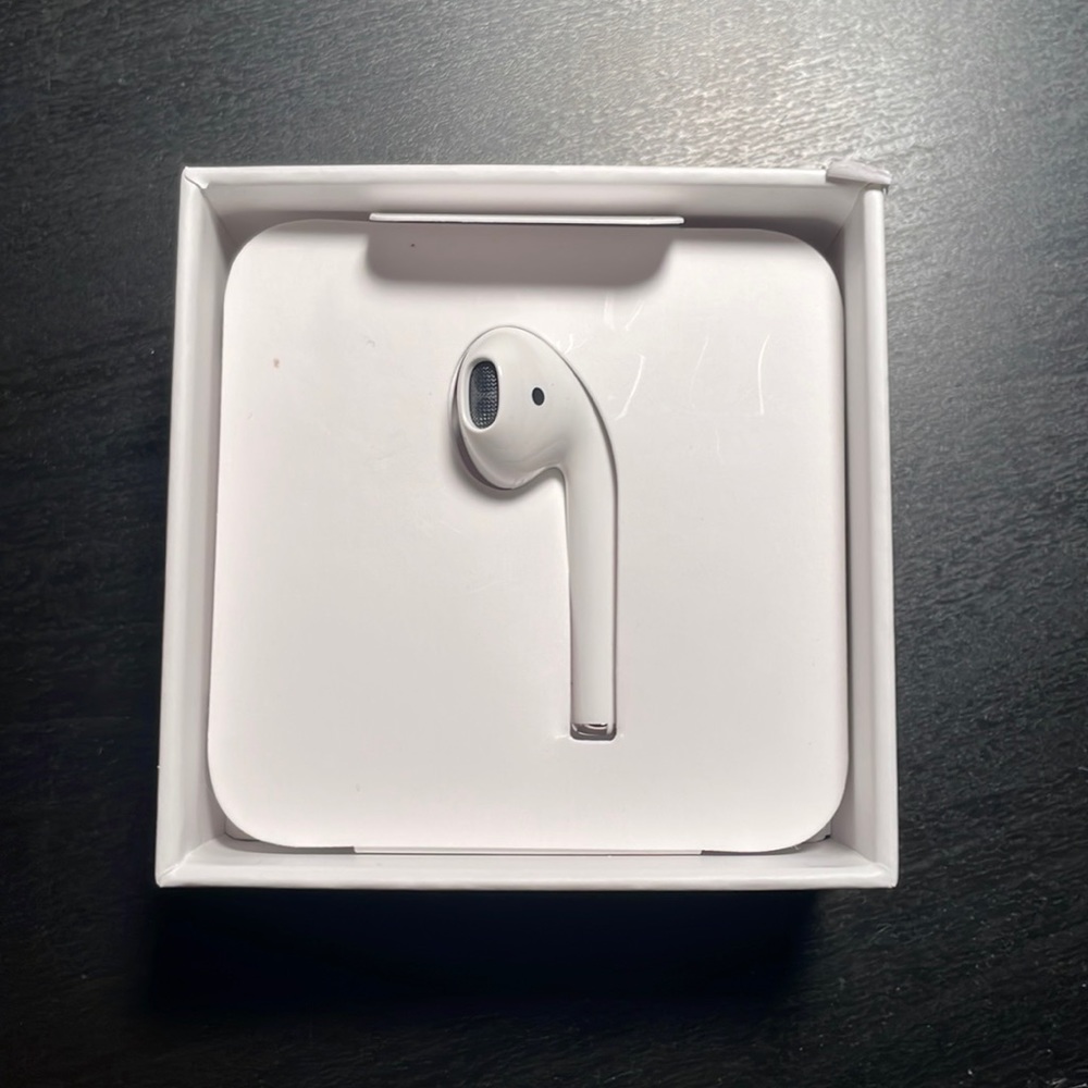 Left Replacement Airpod (New)
